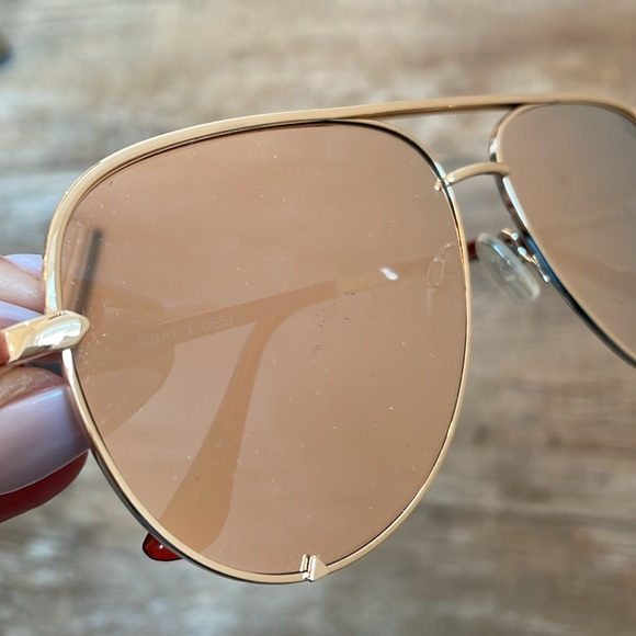 Gold High Key Quay x Desi Perkins aviator sunglasses - Picture 4 of 15
